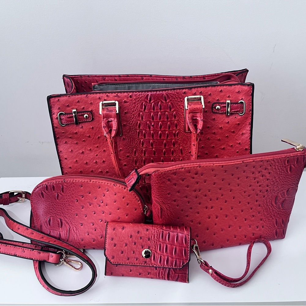 4 Pieces Faux Croc Embossed purse set